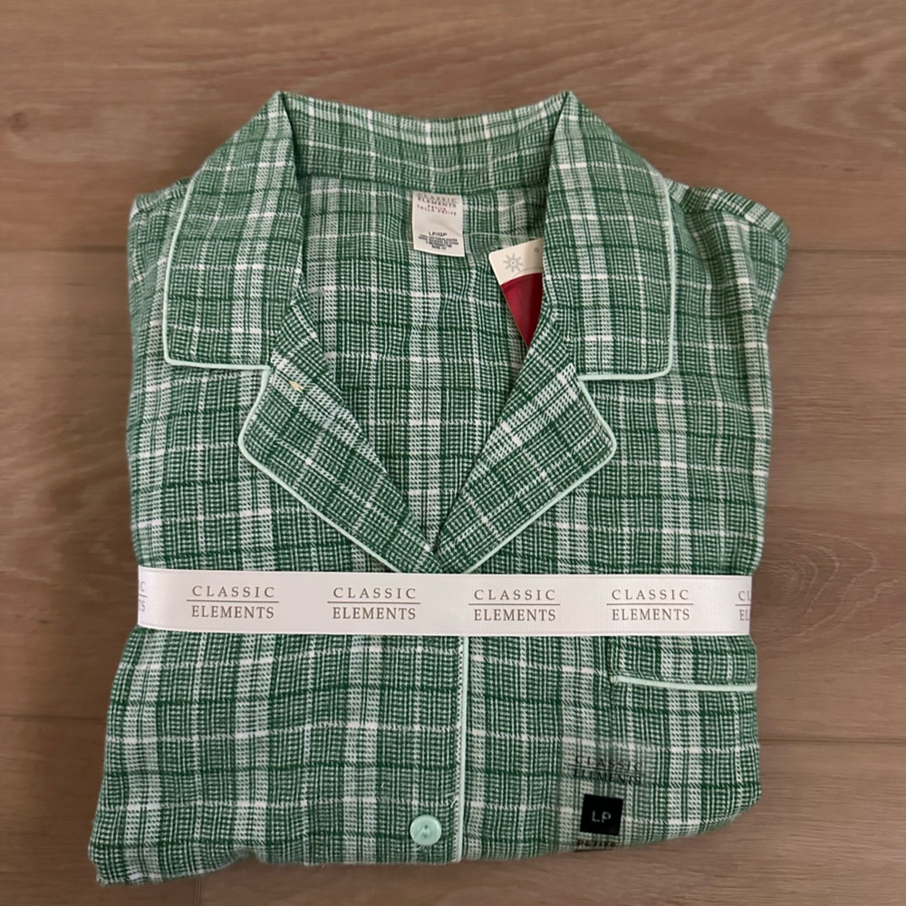 Classic Elements Green and White Plaid Shirt Jacket